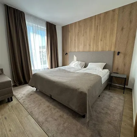 West By Pysanka Hotel *