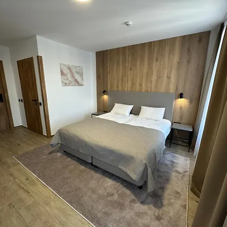 West By Pysanka Hotel *